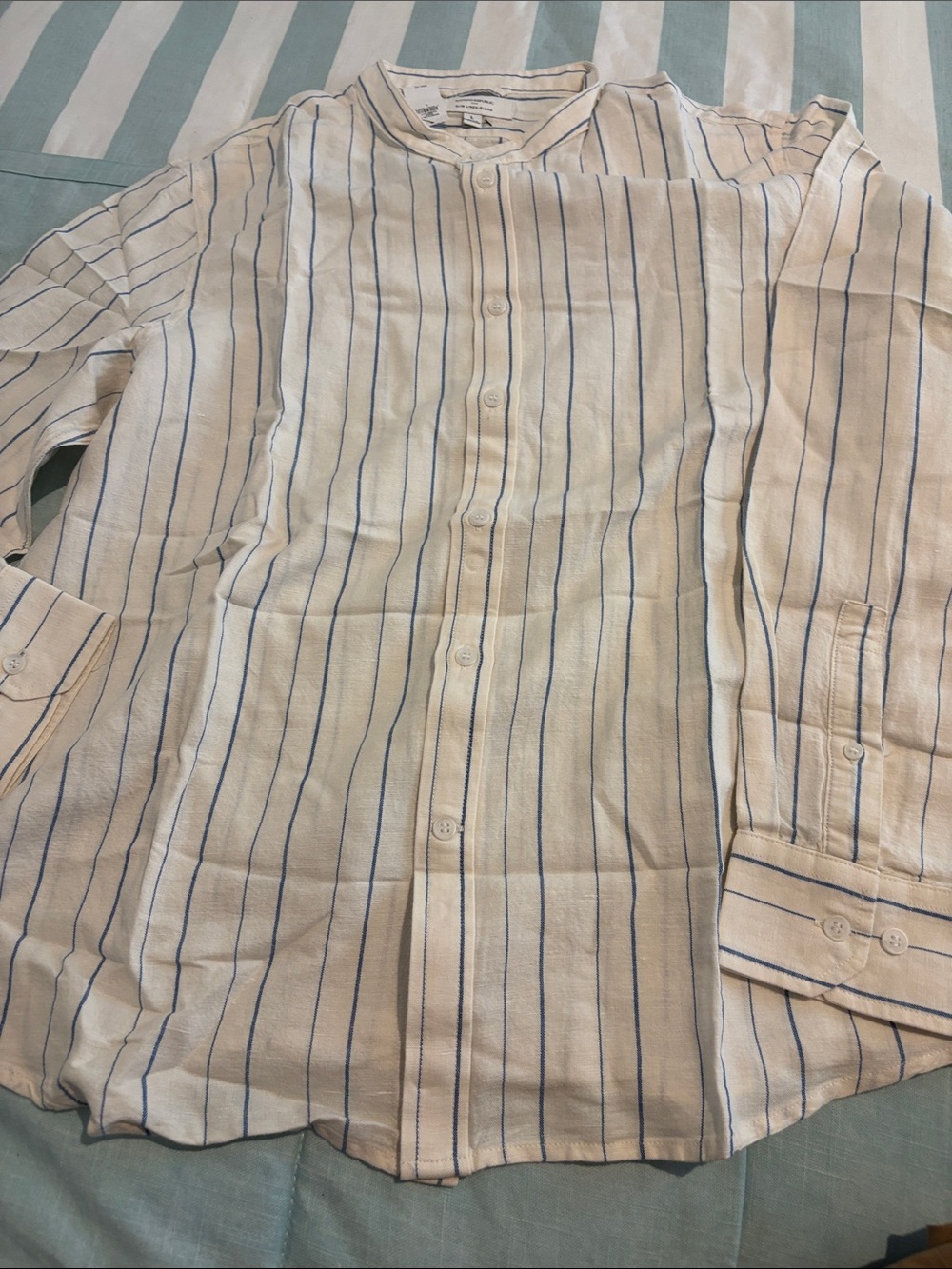 Banana Republic Men's Striped Button-Up Shirt - White with Blue Stripes large
